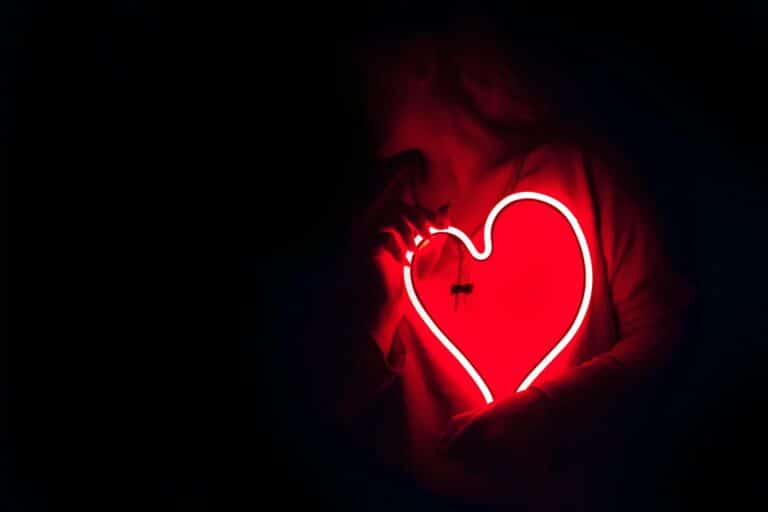 Promoting Self-Love and Digital Skills: The “Self-Love Through Objective” Project