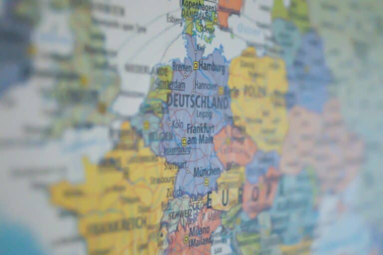 EUTH WORK – Youth Work in Europe, Youth Work for Europe EUTH WORK – Youth Work in Europe, Youth Work for Europe